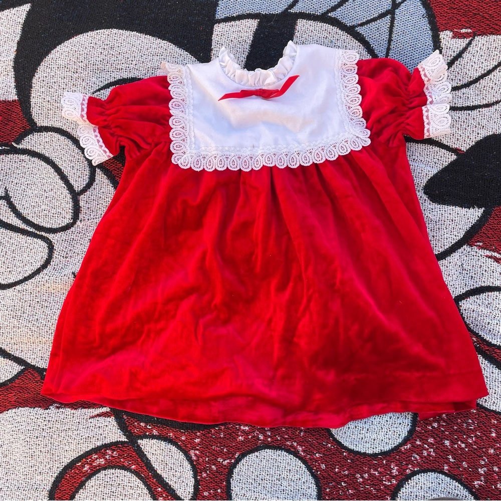 VTG NEW YORK KIDS RED VELVET SMOCKED COLLARED CHRISTMAS HOLIDAY DRESS SIZE 4T
